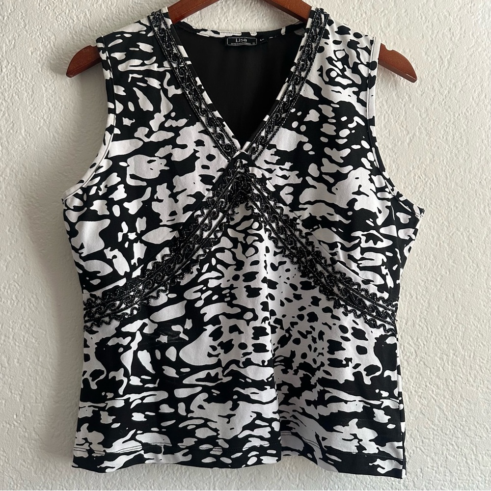 Lisa international Black White Patterned Blouse